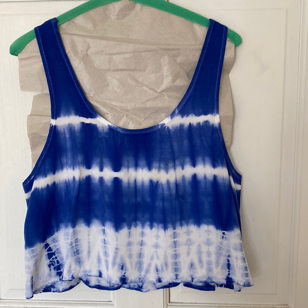 Joypeace white and blue tyedye cropped tank